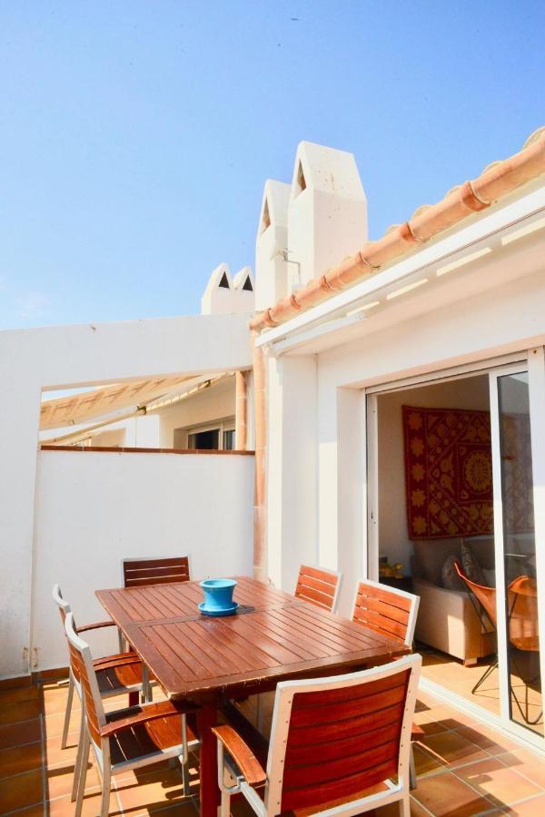 Beachfront Duplex With Terrace And Sea Views - Cadaqués Buitenkant foto