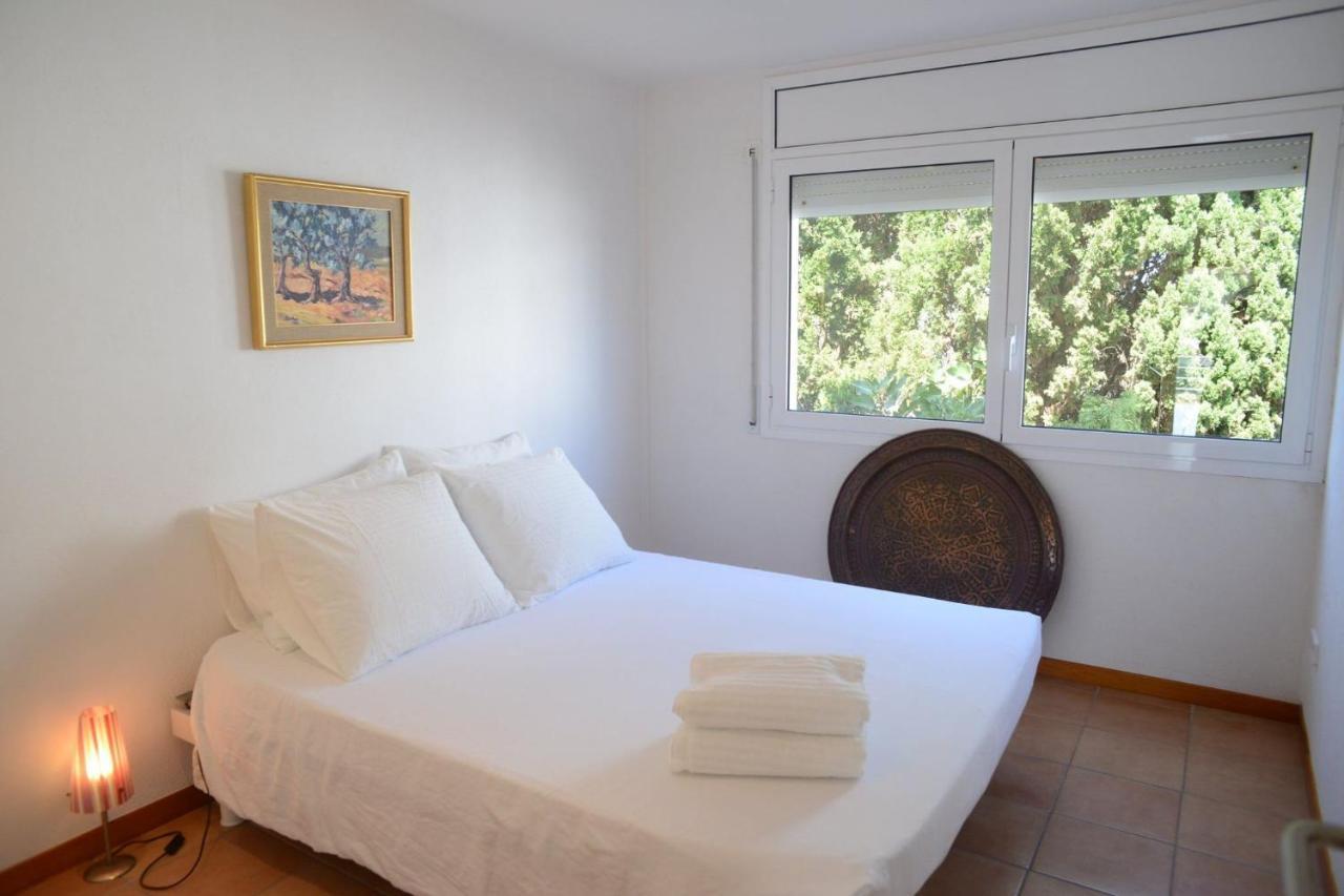 Beachfront Duplex With Terrace And Sea Views - Cadaqués Buitenkant foto