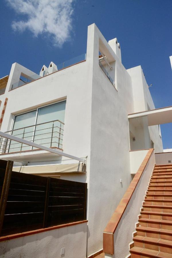 Beachfront Duplex With Terrace And Sea Views - Cadaqués Buitenkant foto